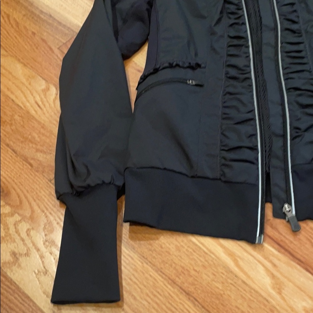 Lululemon Lightweight Jacket - image 3